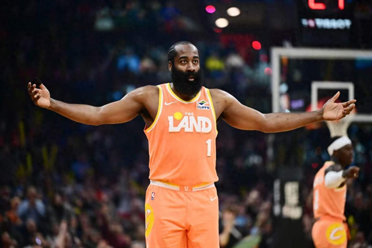 乐鱼官方入口-NBA排名大乱！火箭第3，湖人掉第6；骑士坐4望3，黄蜂冲前7